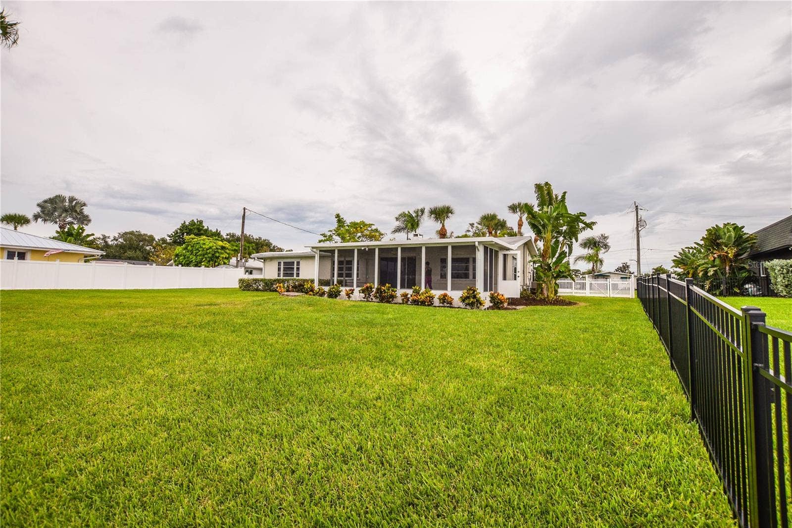 321 BAYSHORE ROAD, Nokomis, FL 34275 321 BAYSHORE ROAD, Nokomis, FL 34275
