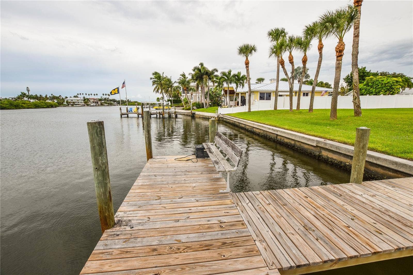 321 BAYSHORE ROAD, Nokomis, FL 34275 321 BAYSHORE ROAD, Nokomis, FL 34275