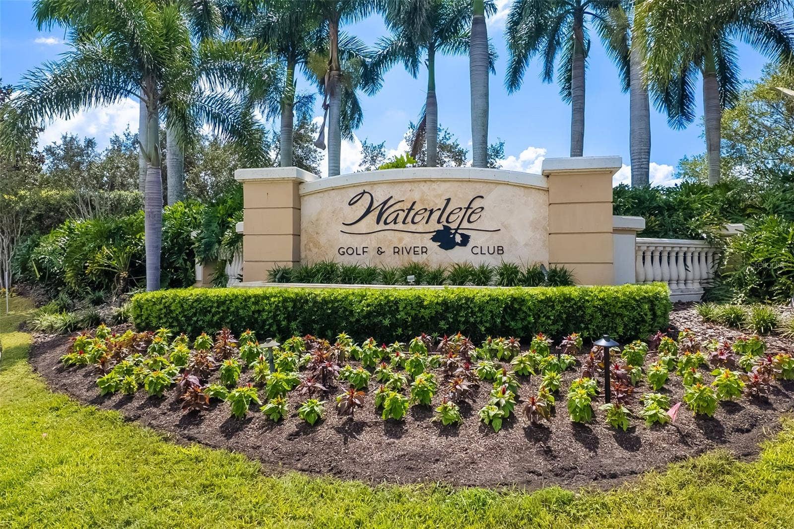 9616 PORTSIDE TERRACE, Bradenton, FL 34212 Welcome Home!