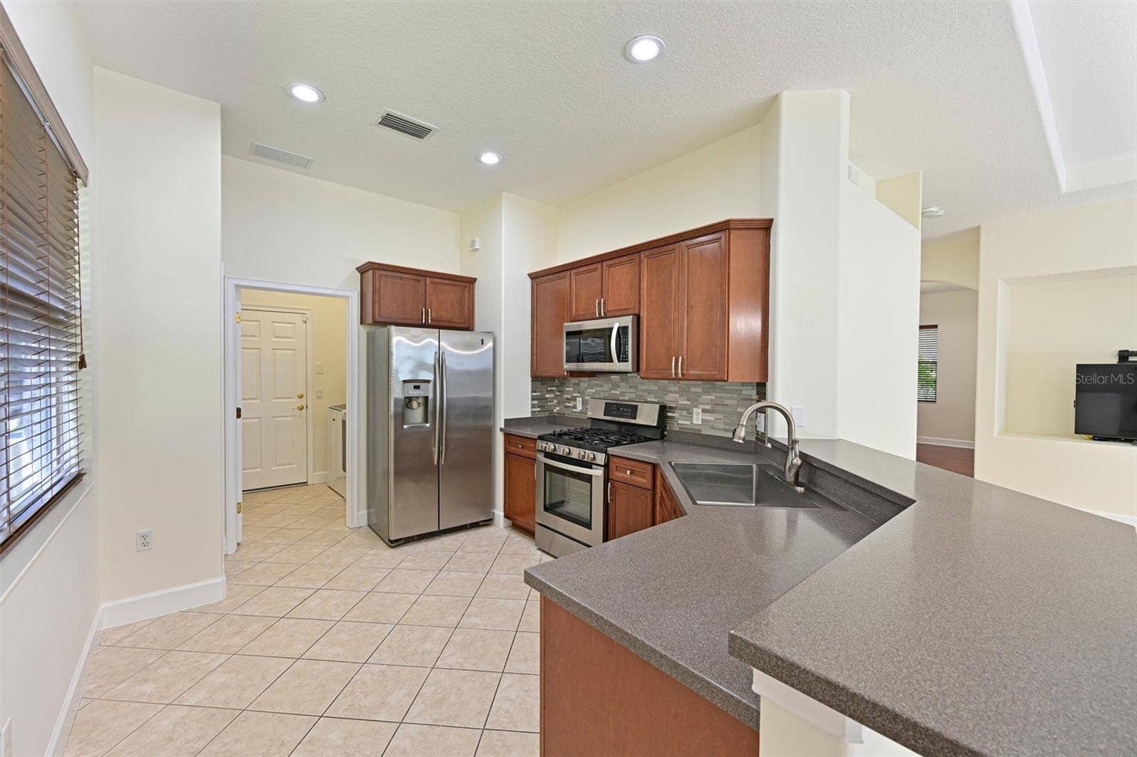 9616 PORTSIDE TERRACE, Bradenton, FL 34212 9616 PORTSIDE TERRACE, Bradenton, FL 34212