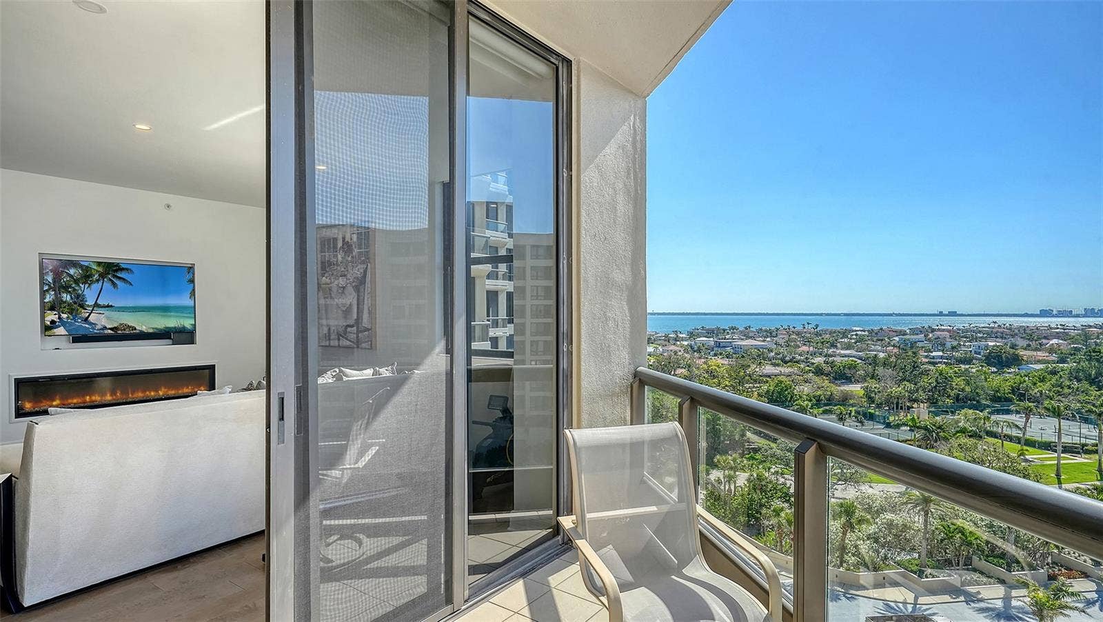1241 GULF OF MEXICO DRIVE, #803, Longboat Key, FL 34228 1241 GULF OF MEXICO DRIVE, #803, Longboat Key, FL 34228