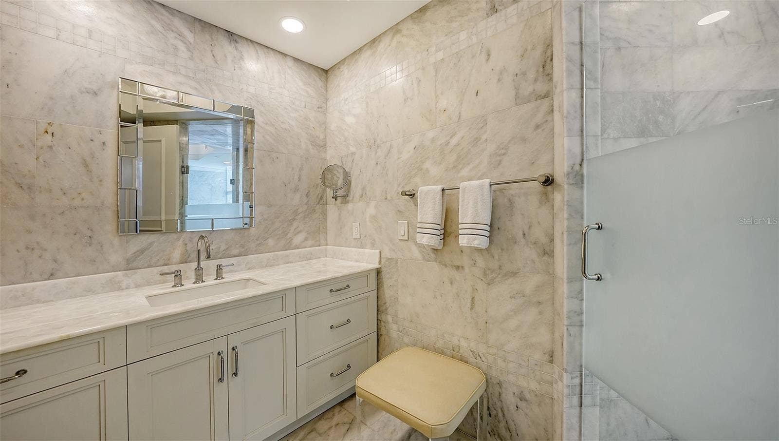 1241 GULF OF MEXICO DRIVE, #803, Longboat Key, FL 34228 1241 GULF OF MEXICO DRIVE, #803, Longboat Key, FL 34228