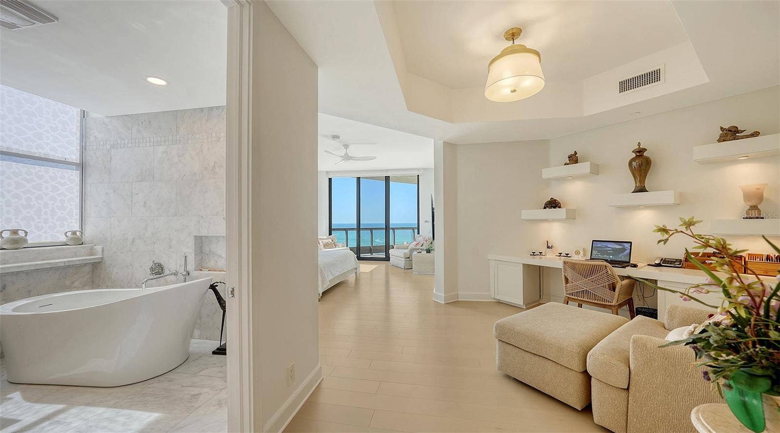 1241 GULF OF MEXICO DRIVE, #803, Longboat Key, FL 34228 1241 GULF OF MEXICO DRIVE, #803, Longboat Key, FL 34228