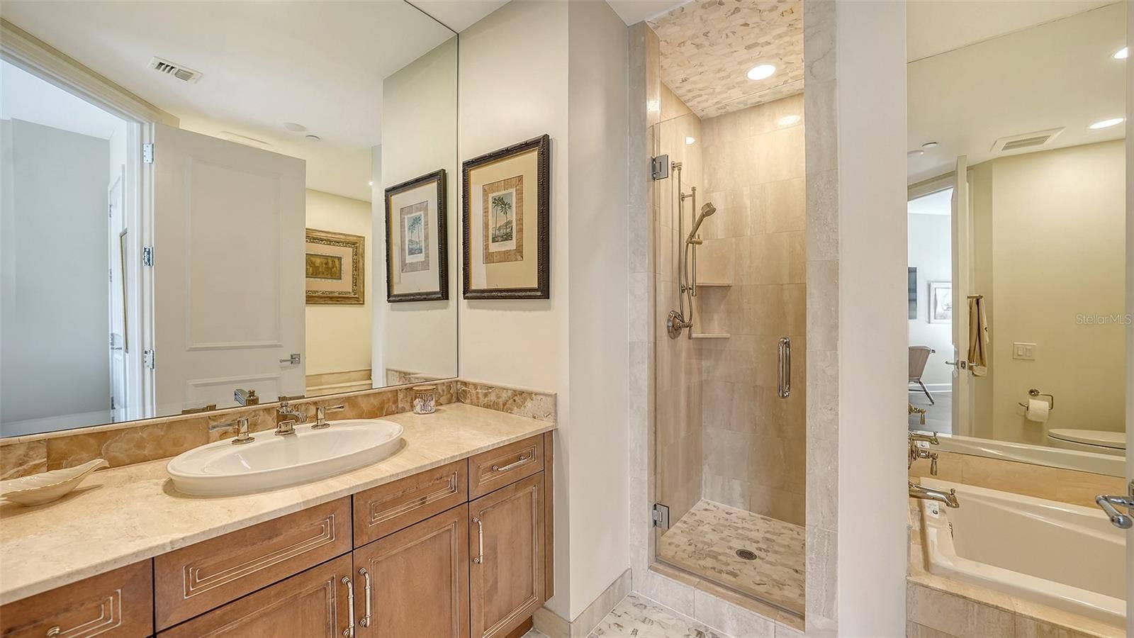 1241 GULF OF MEXICO DRIVE, #803, Longboat Key, FL 34228 1241 GULF OF MEXICO DRIVE, #803, Longboat Key, FL 34228