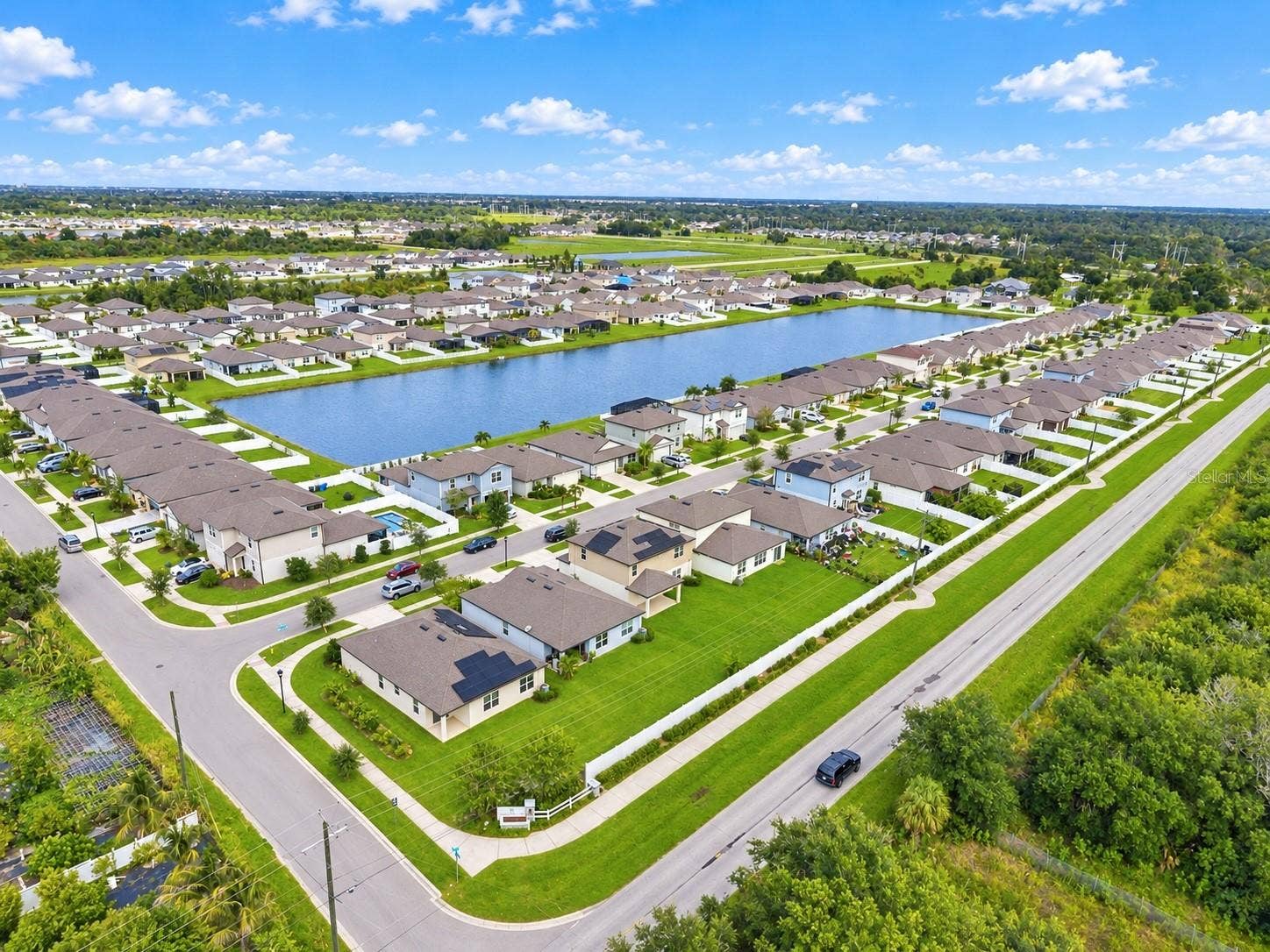 901 GOLDEN SHINER AVENUE, Ruskin, FL 33570