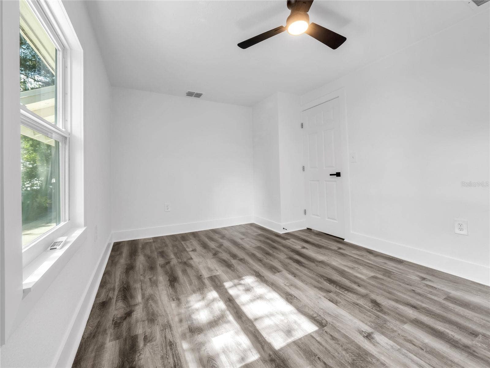 5907 N 15TH STREET, Tampa, FL 33610 5907 N 15TH STREET, Tampa, FL 33610