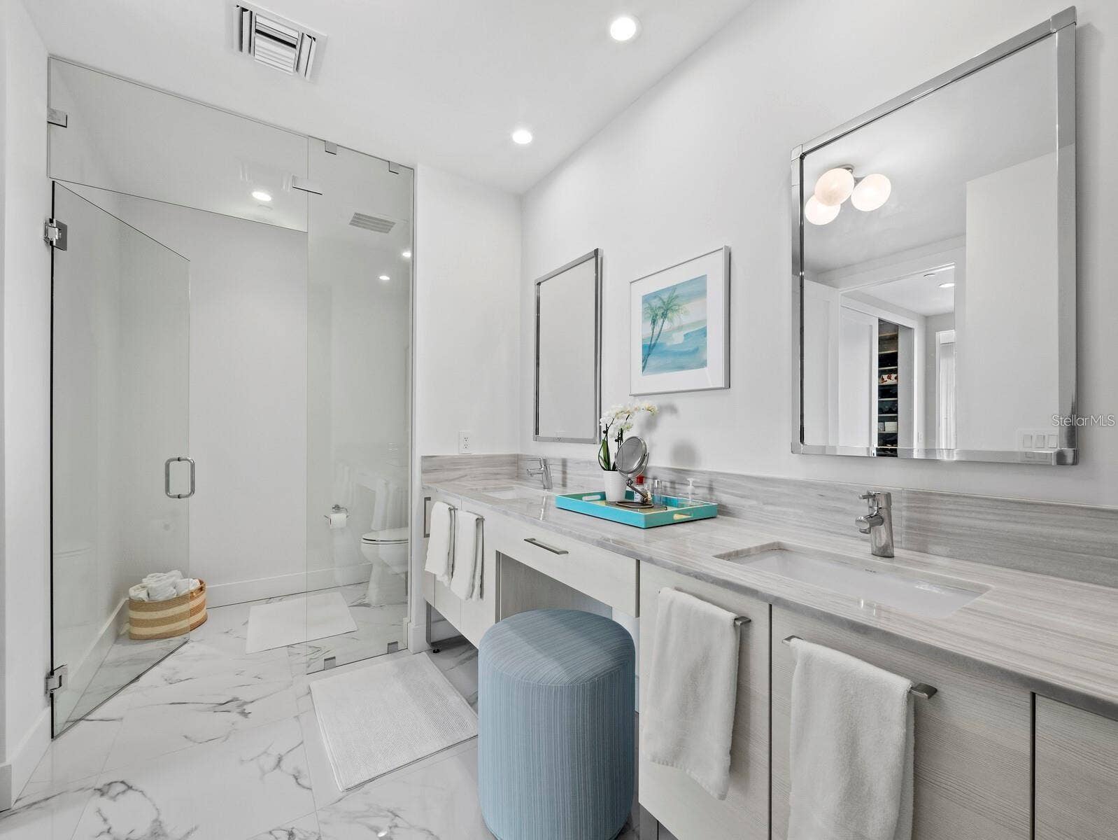 1155 N GULFSTREAM AVENUE, #906, Sarasota, FL 34236