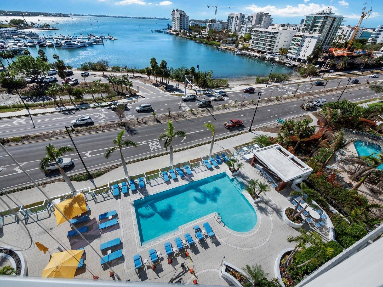 1155 N GULFSTREAM AVENUE, #906, Sarasota, FL 34236