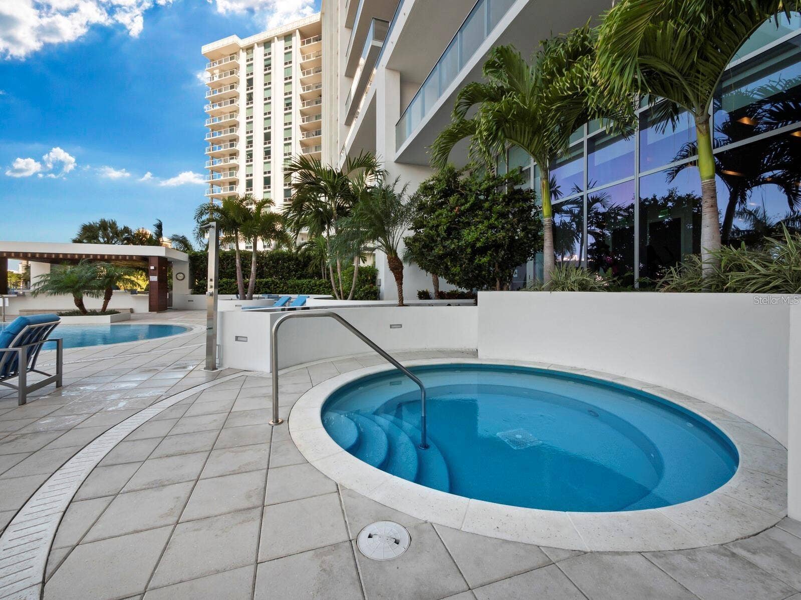 1155 N GULFSTREAM AVENUE, #906, Sarasota, FL 34236