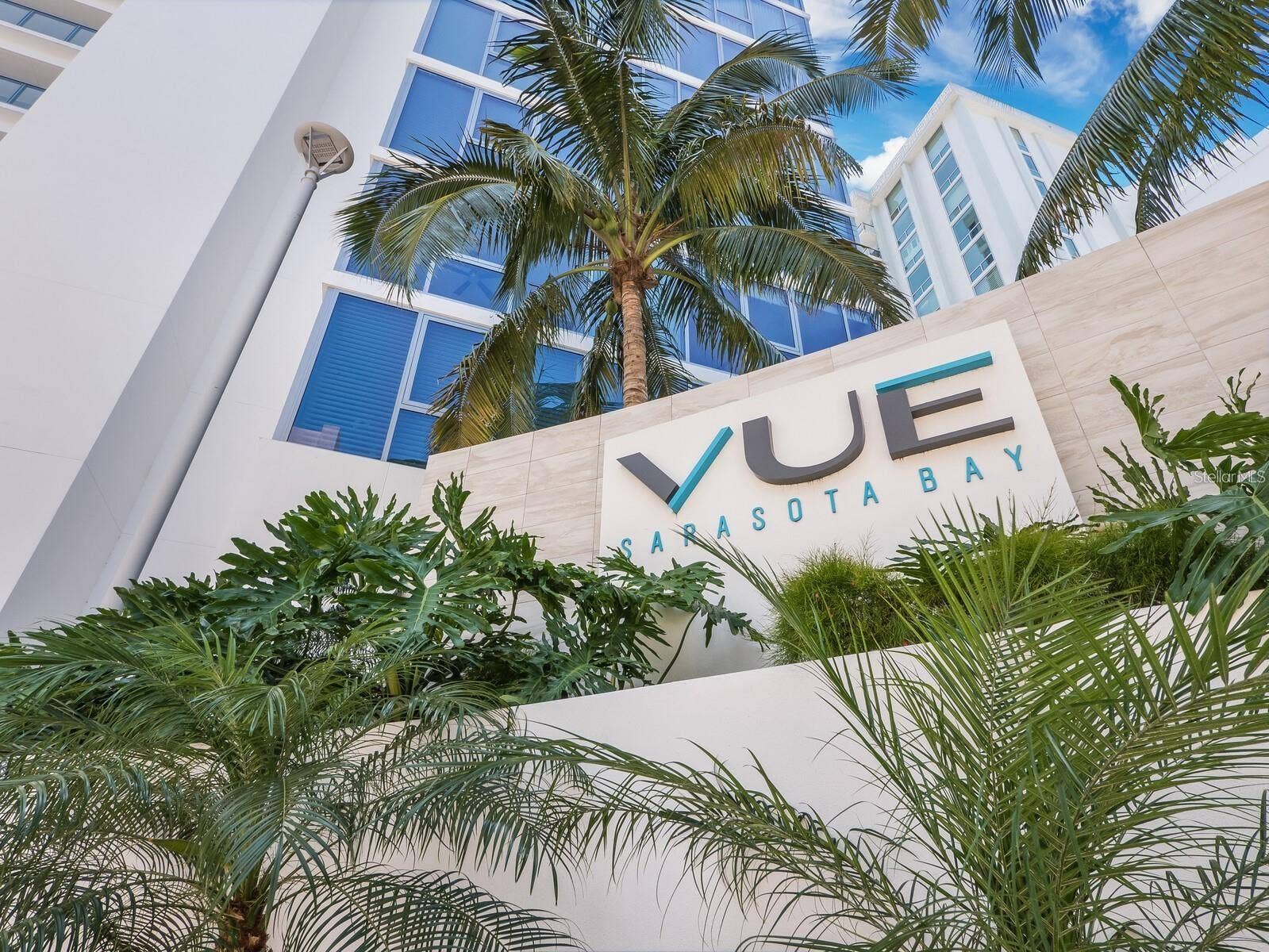 1155 N GULFSTREAM AVENUE, #906, Sarasota, FL 34236