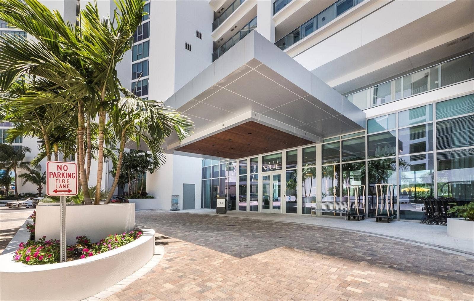 1155 N GULFSTREAM AVENUE, #906, Sarasota, FL 34236