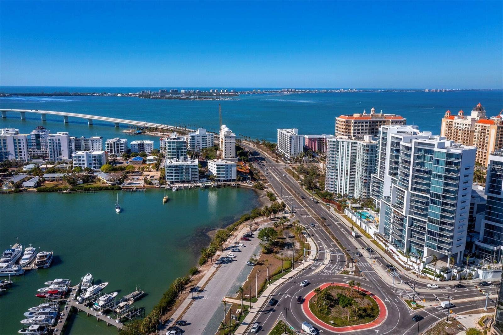 1155 N GULFSTREAM AVENUE, #906, Sarasota, FL 34236