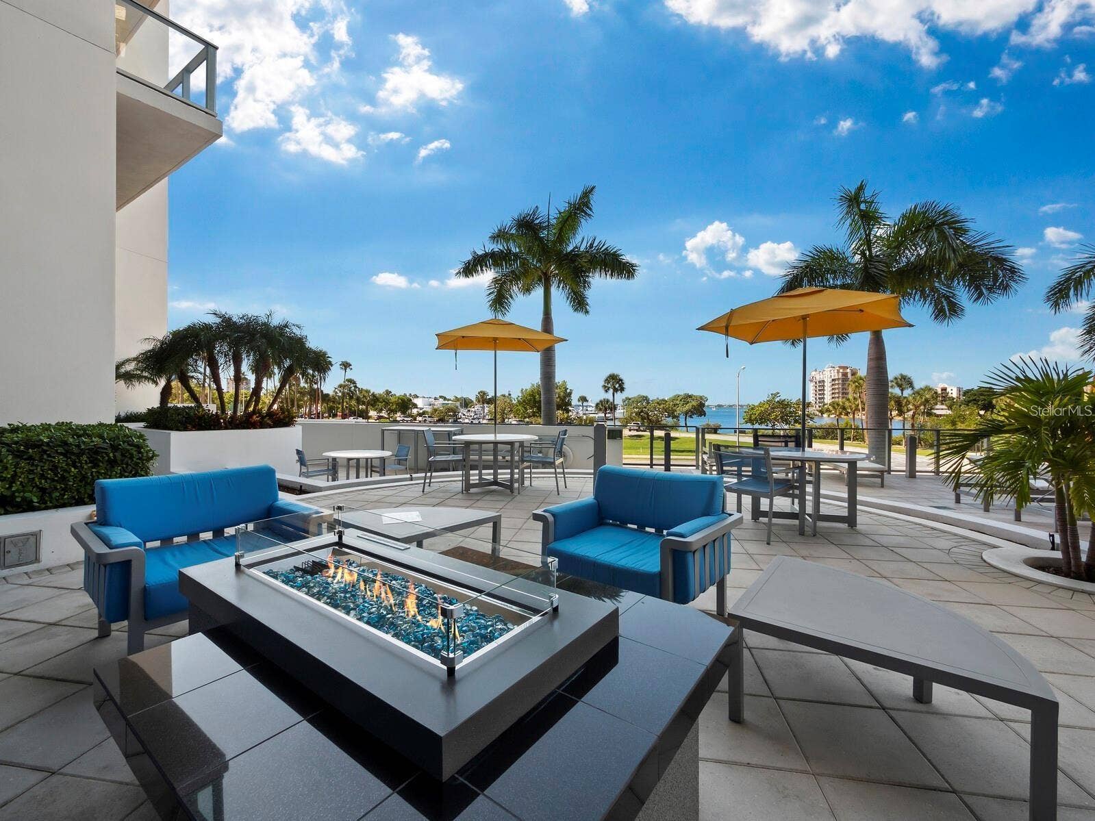 1155 N GULFSTREAM AVENUE, #906, Sarasota, FL 34236