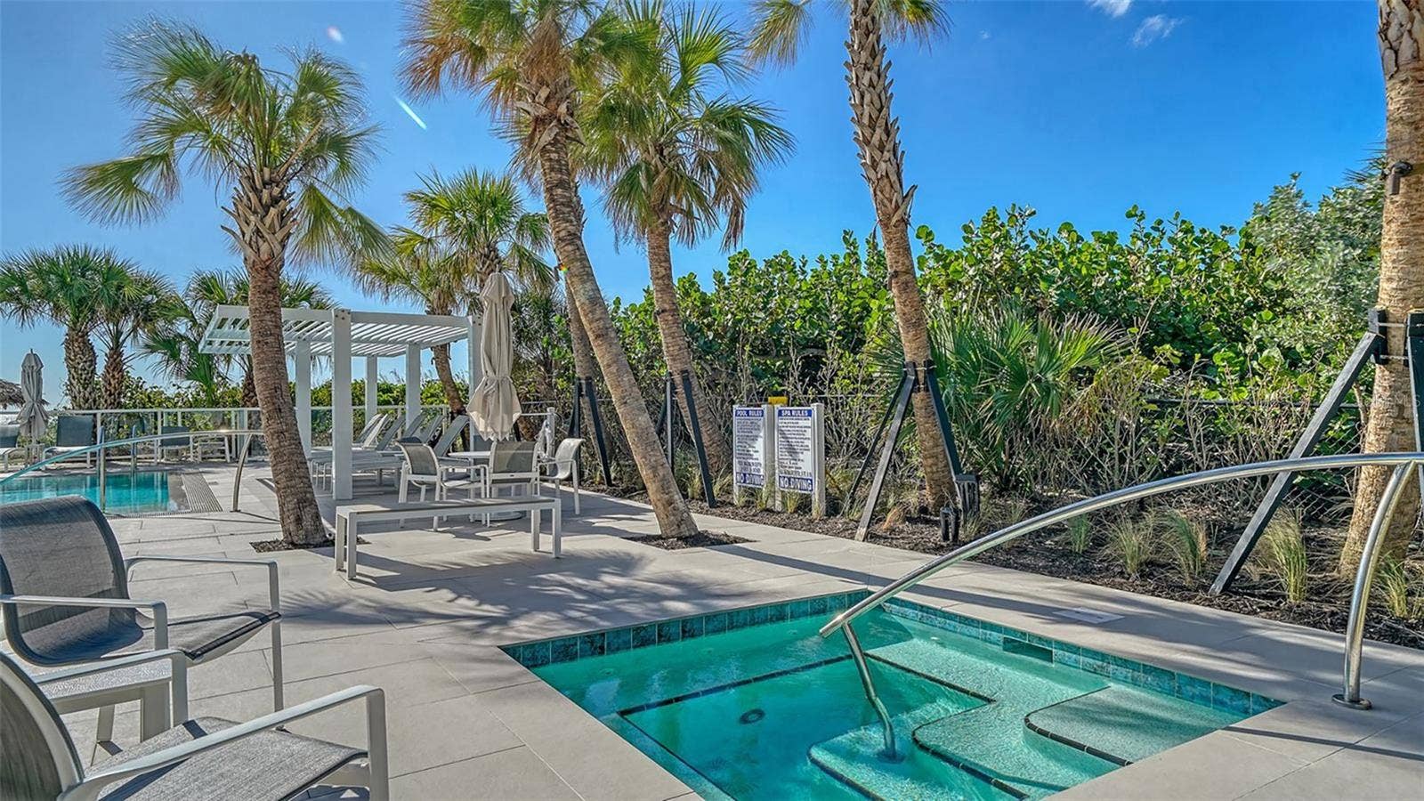 2425 GULF OF MEXICO DRIVE, #1E, Longboat Key, FL 34228 2425 GULF OF MEXICO DRIVE, #1E, Longboat Key, FL 34228