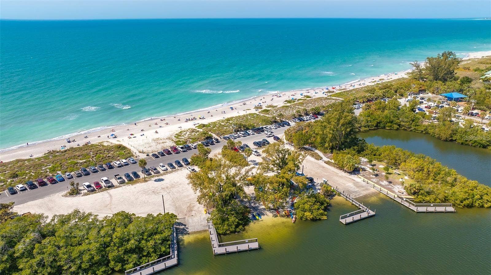 19 WHISPERING SANDS DRIVE, #106, Sarasota, FL 34242 19 WHISPERING SANDS DRIVE, #106, Sarasota, FL 34242