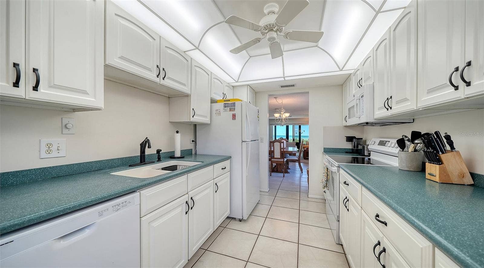 19 WHISPERING SANDS DRIVE, #106, Sarasota, FL 34242 19 WHISPERING SANDS DRIVE, #106, Sarasota, FL 34242