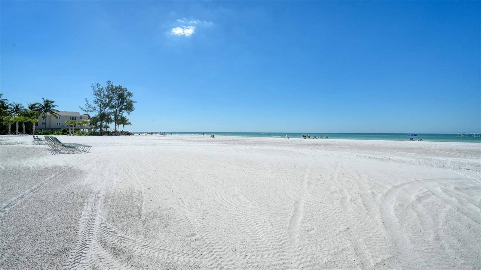 19 WHISPERING SANDS DRIVE, #106, Sarasota, FL 34242 19 WHISPERING SANDS DRIVE, #106, Sarasota, FL 34242