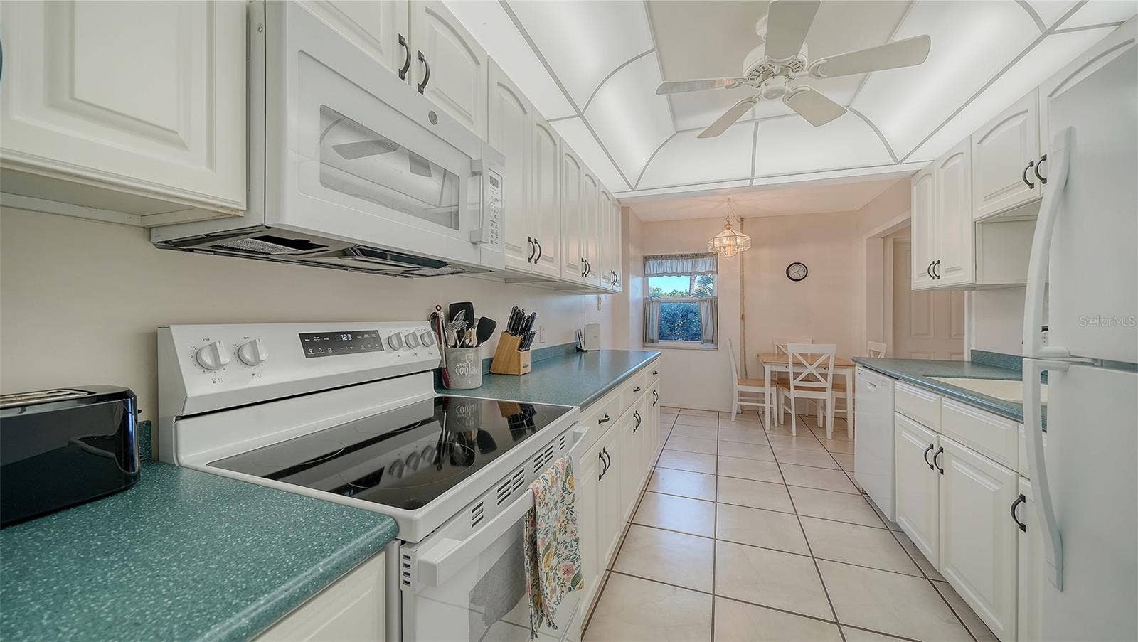 19 WHISPERING SANDS DRIVE, #106, Sarasota, FL 34242 19 WHISPERING SANDS DRIVE, #106, Sarasota, FL 34242