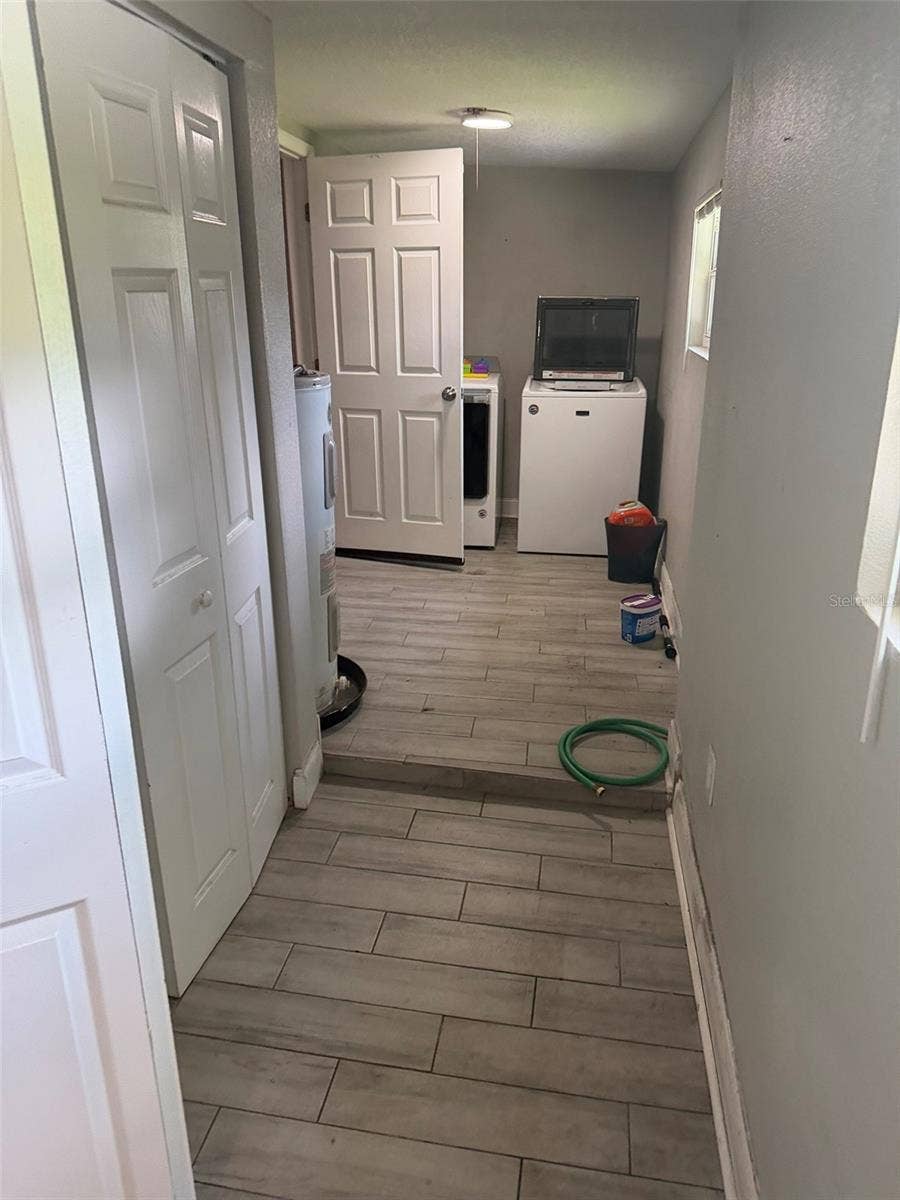 4915 W BARTLETT DRIVE, Tampa, FL 33603 4915 W BARTLETT DRIVE, Tampa, FL 33603