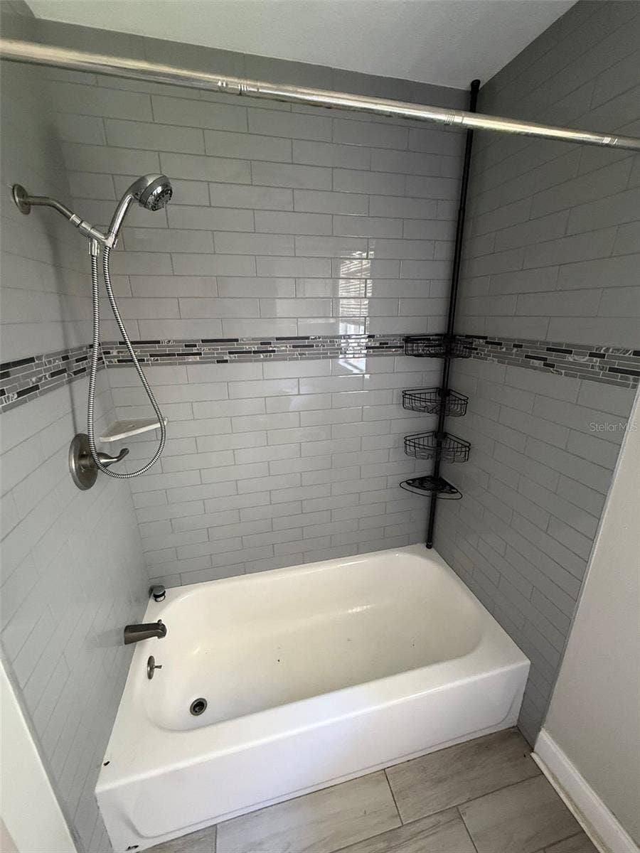 4915 W BARTLETT DRIVE, Tampa, FL 33603 4915 W BARTLETT DRIVE, Tampa, FL 33603