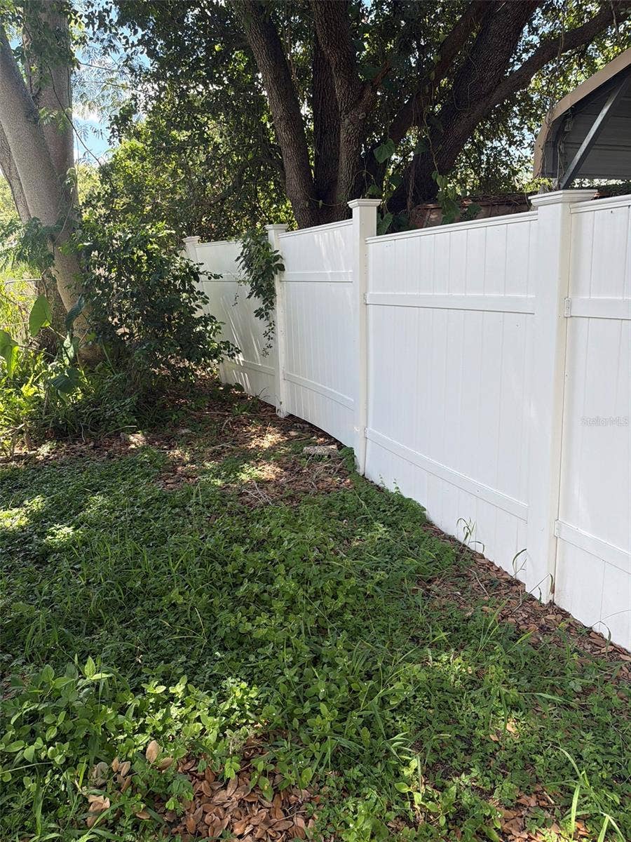 4915 W BARTLETT DRIVE, Tampa, FL 33603 4915 W BARTLETT DRIVE, Tampa, FL 33603