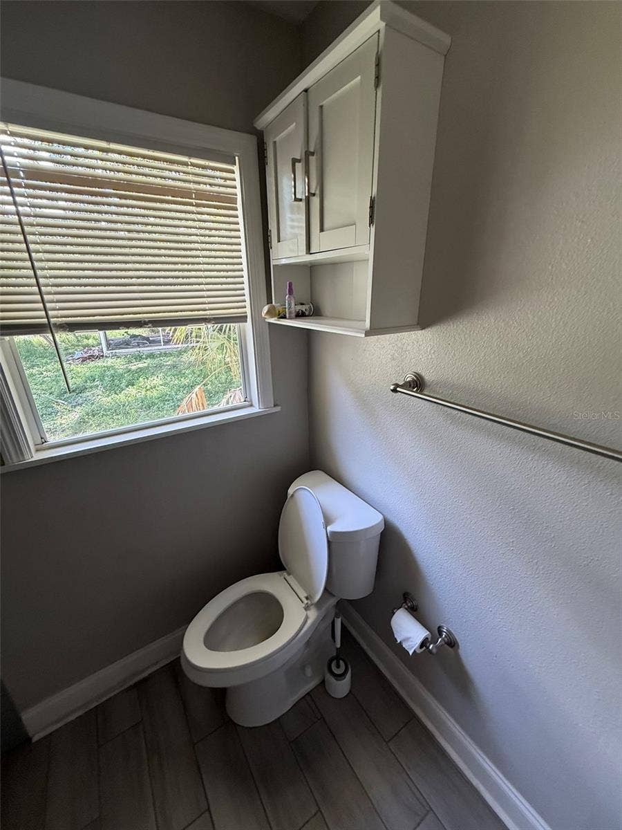4915 W BARTLETT DRIVE, Tampa, FL 33603 4915 W BARTLETT DRIVE, Tampa, FL 33603