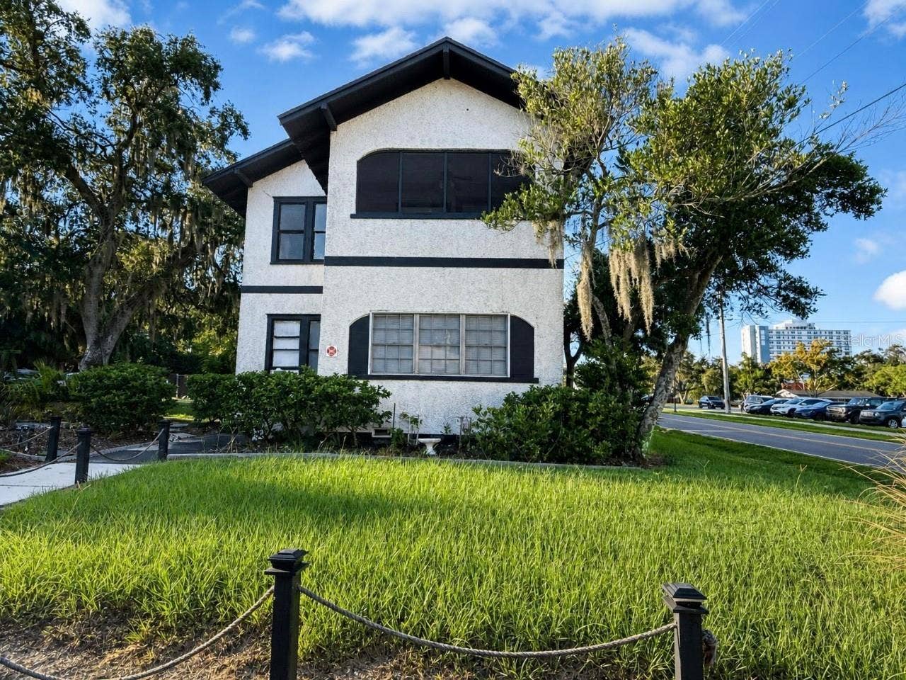 672 AVENUE B NW, Winter Haven, FL 33881 Exterior