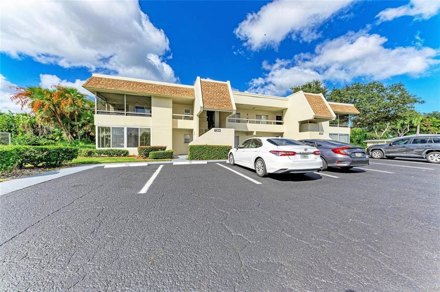 Property photo for 7304 W COUNTRY CLUB DRIVE N, #115, Sarasota, FL