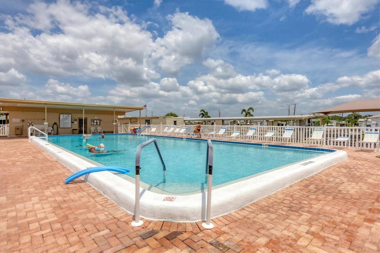 1006 44TH AVENUE DRIVE E, Ellenton, FL 34222 1006 44TH AVENUE DRIVE E, Ellenton, FL 34222