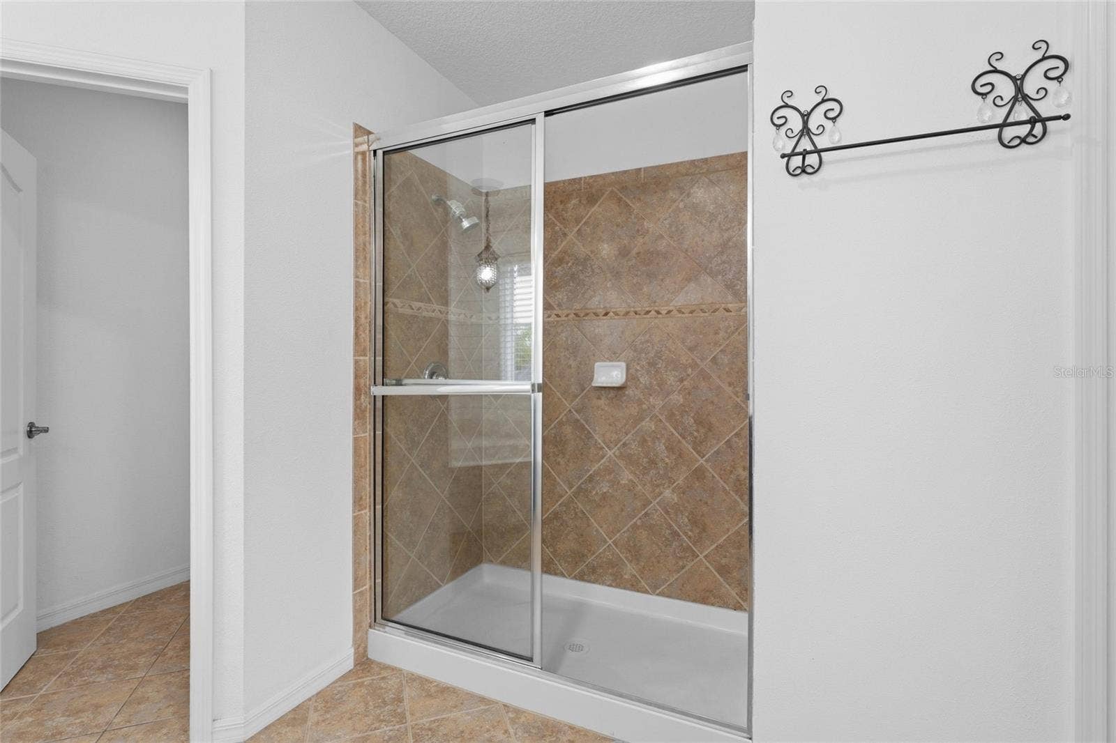 5008 MISSION PARK LANE, Bradenton, FL 34211 5008 MISSION PARK LANE, Bradenton, FL 34211