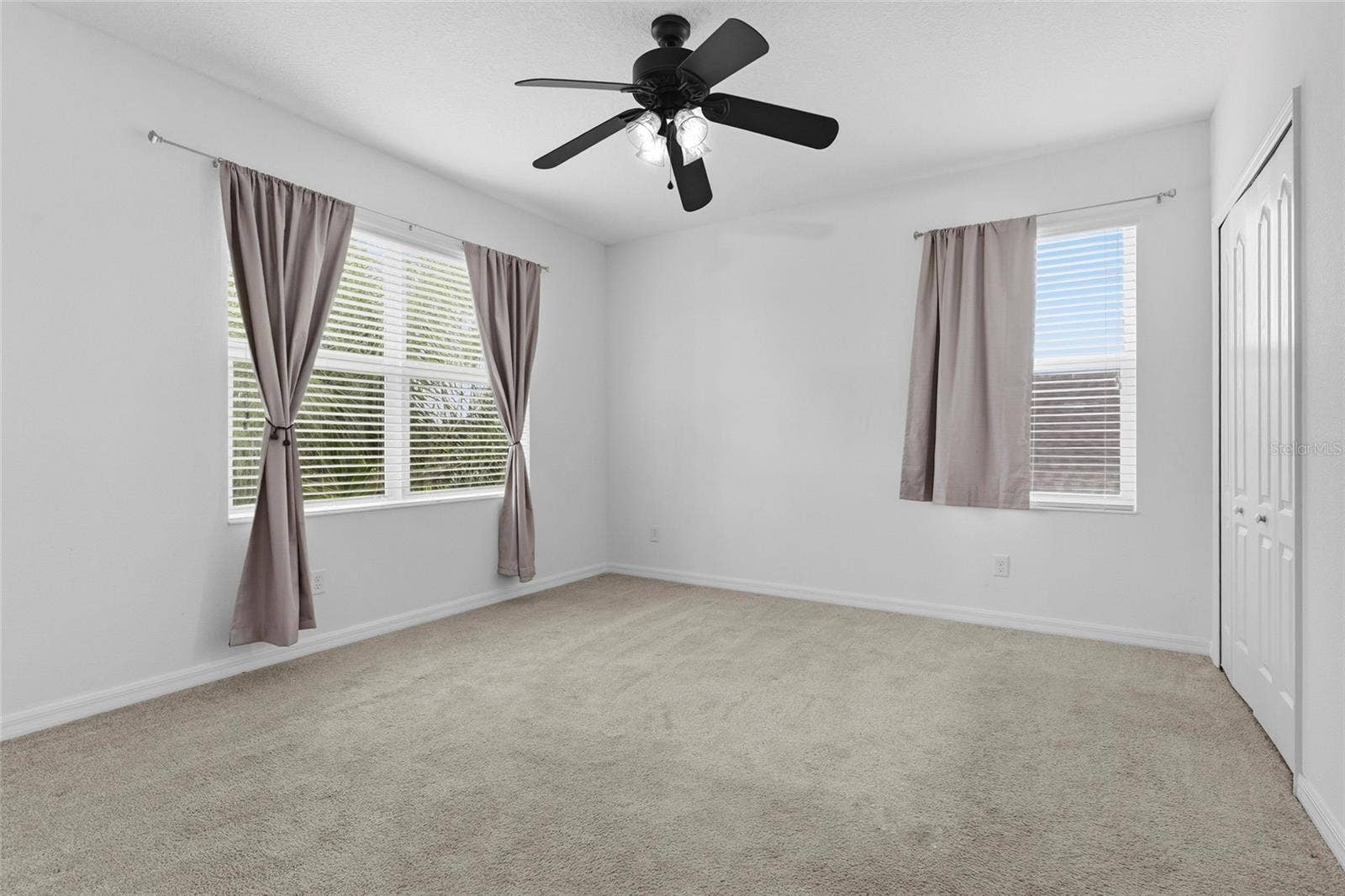 5008 MISSION PARK LANE, Bradenton, FL 34211 5008 MISSION PARK LANE, Bradenton, FL 34211