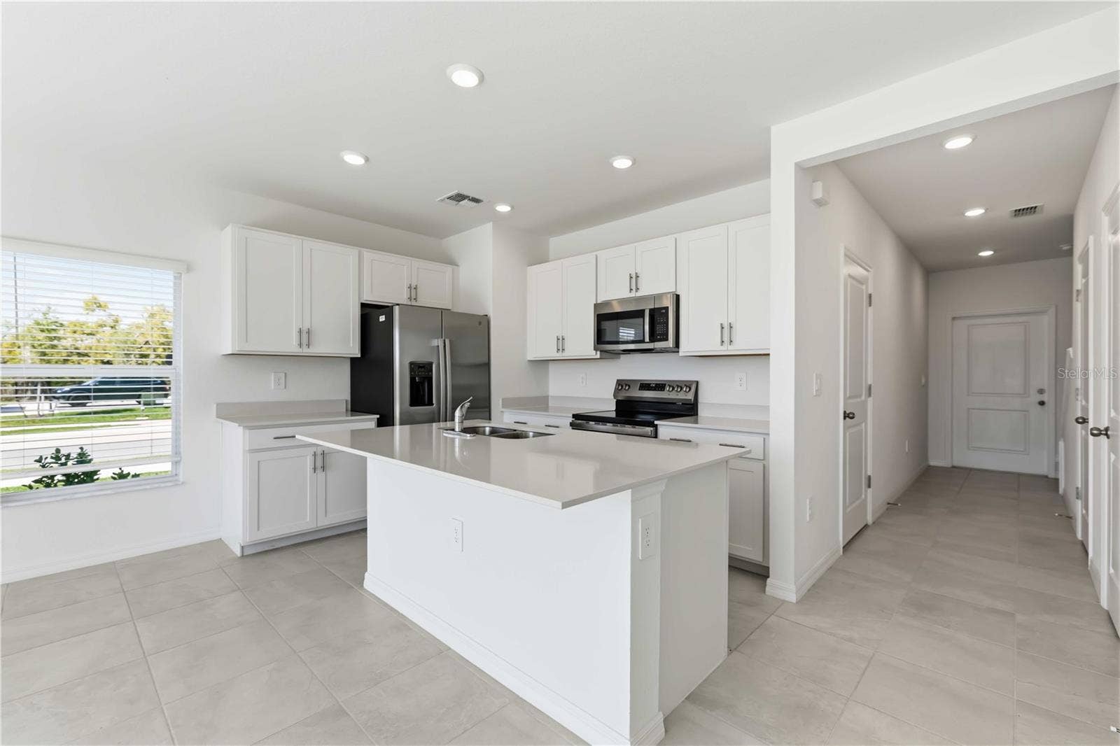 14052 LILAC SKY TERRACE, Bradenton, FL 34211 14052 LILAC SKY TERRACE, Bradenton, FL 34211