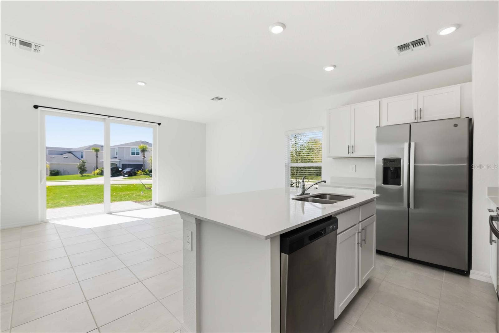 14052 LILAC SKY TERRACE, Bradenton, FL 34211 14052 LILAC SKY TERRACE, Bradenton, FL 34211