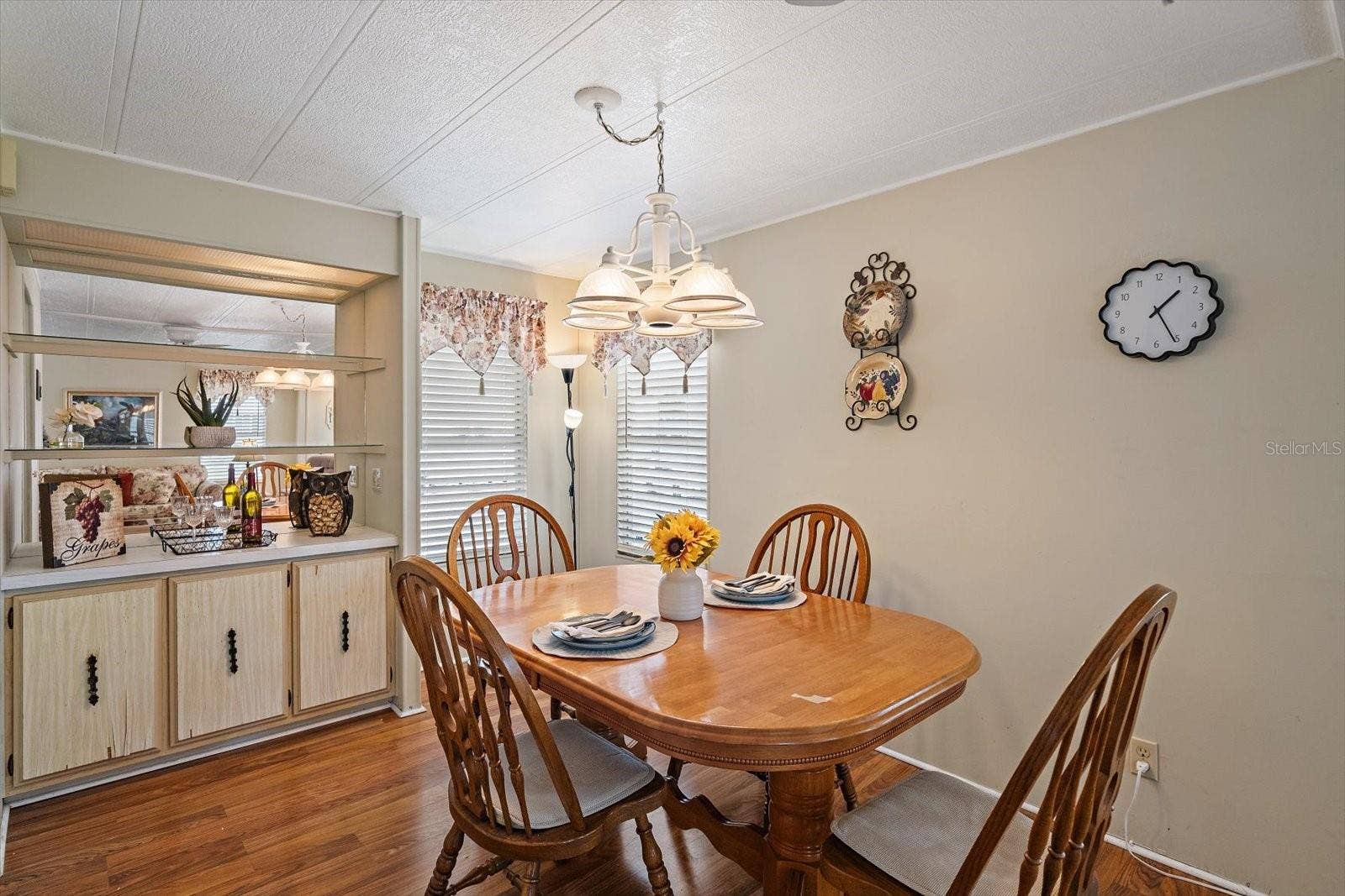 358 TAMPICO DRIVE, Palmetto, FL 34221 358 TAMPICO DRIVE, Palmetto, FL 34221