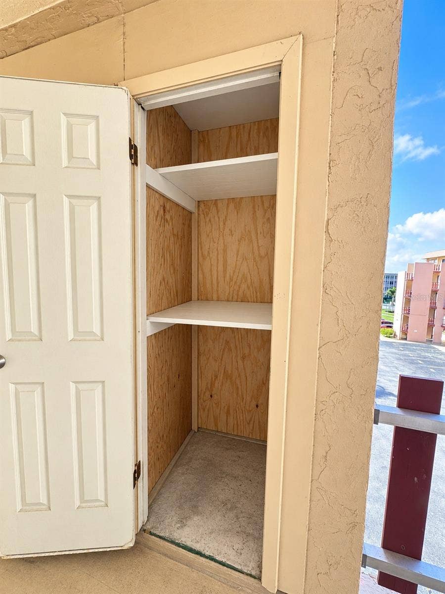 4113 LAKE BAYSHORE DRIVE, #C409, Bradenton, FL 34205
