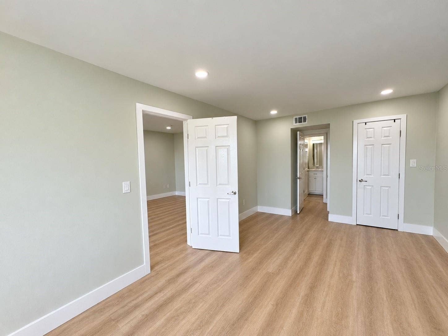 4113 LAKE BAYSHORE DRIVE, #C409, Bradenton, FL 34205
