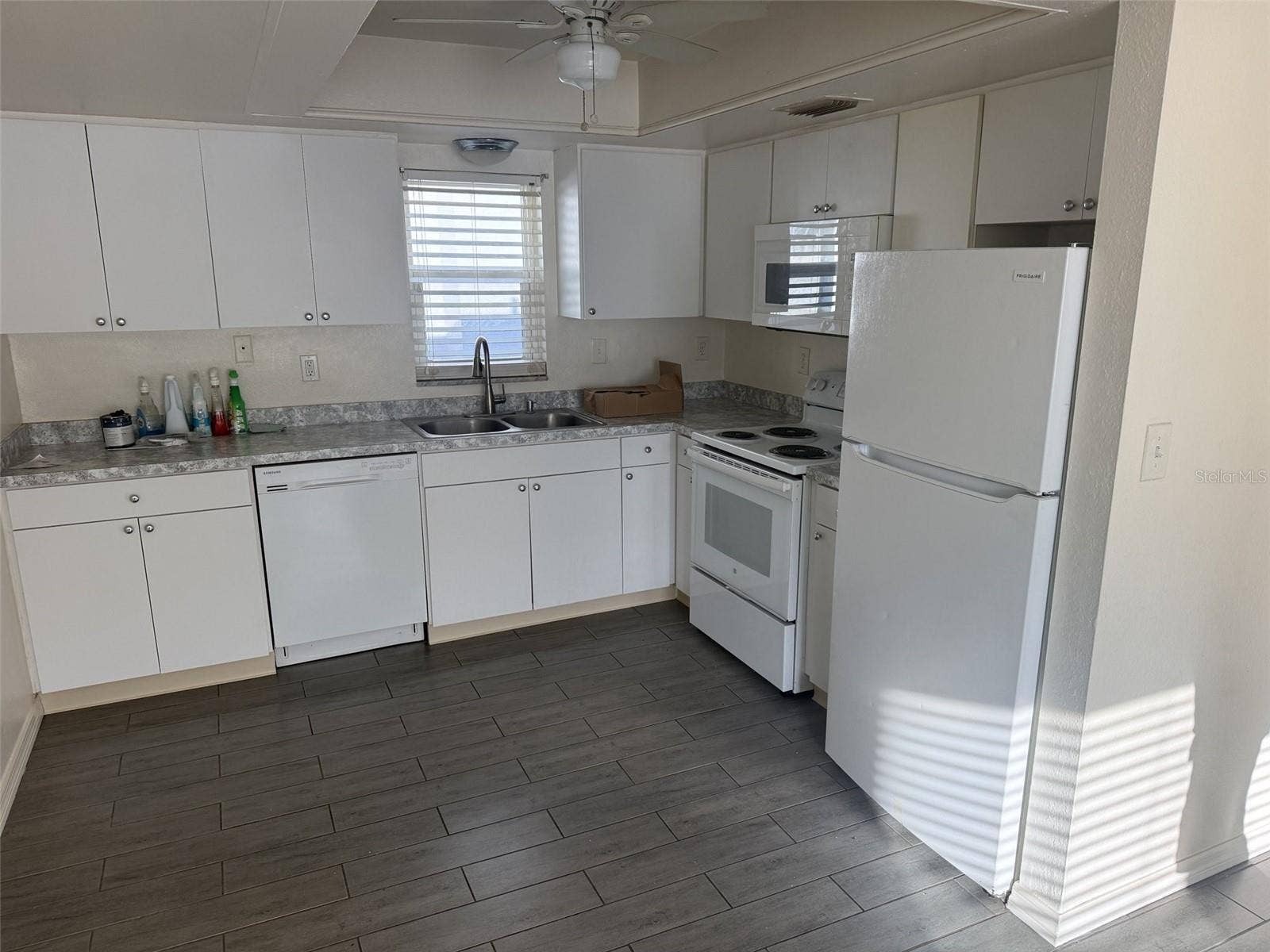 6142 76TH AVENUE N, Pinellas Park, FL 33781 6142 76TH AVENUE N, Pinellas Park, FL 33781