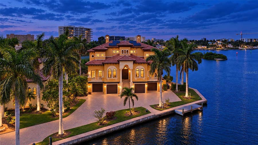 Property photo for Sarasota, FL