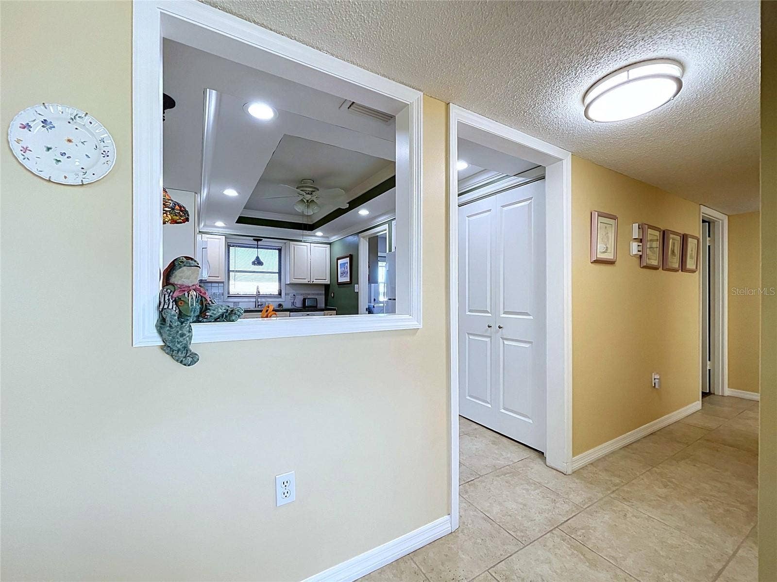 3852 CATALINA DRIVE, #127, Bradenton, FL 34210