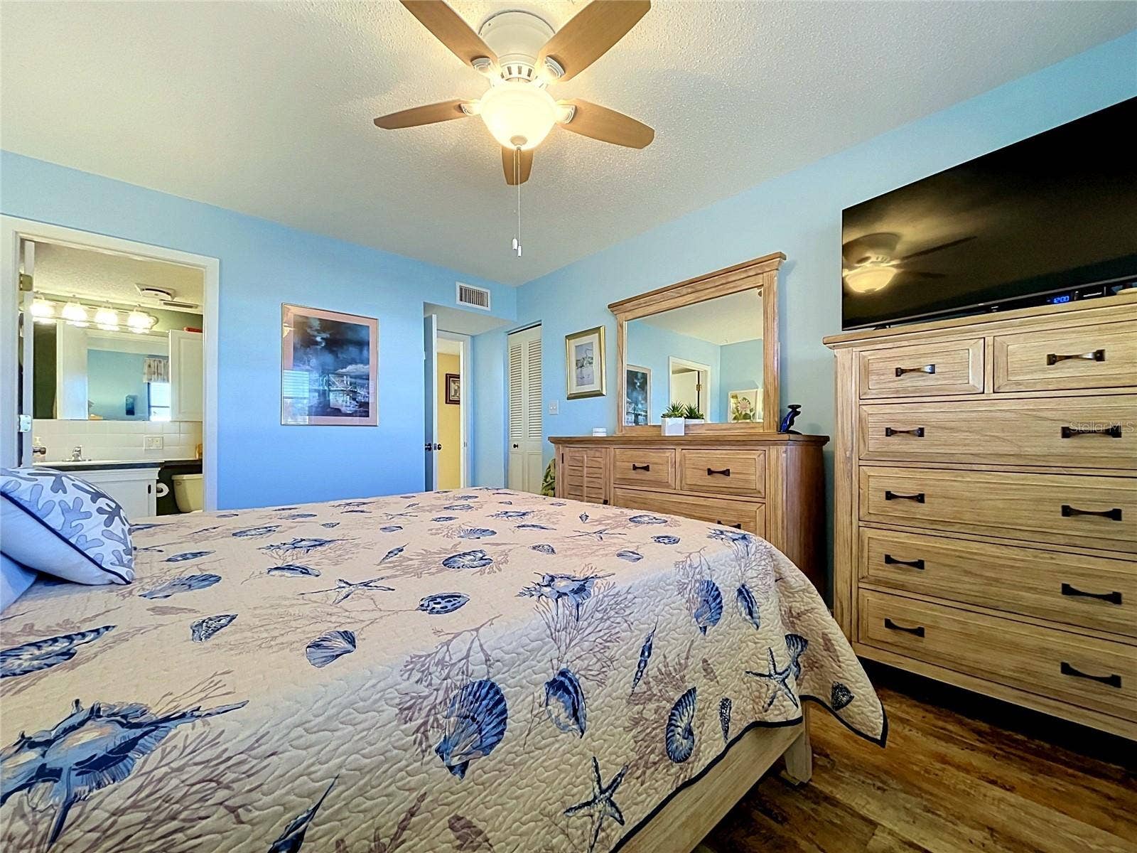 3852 CATALINA DRIVE, #127, Bradenton, FL 34210