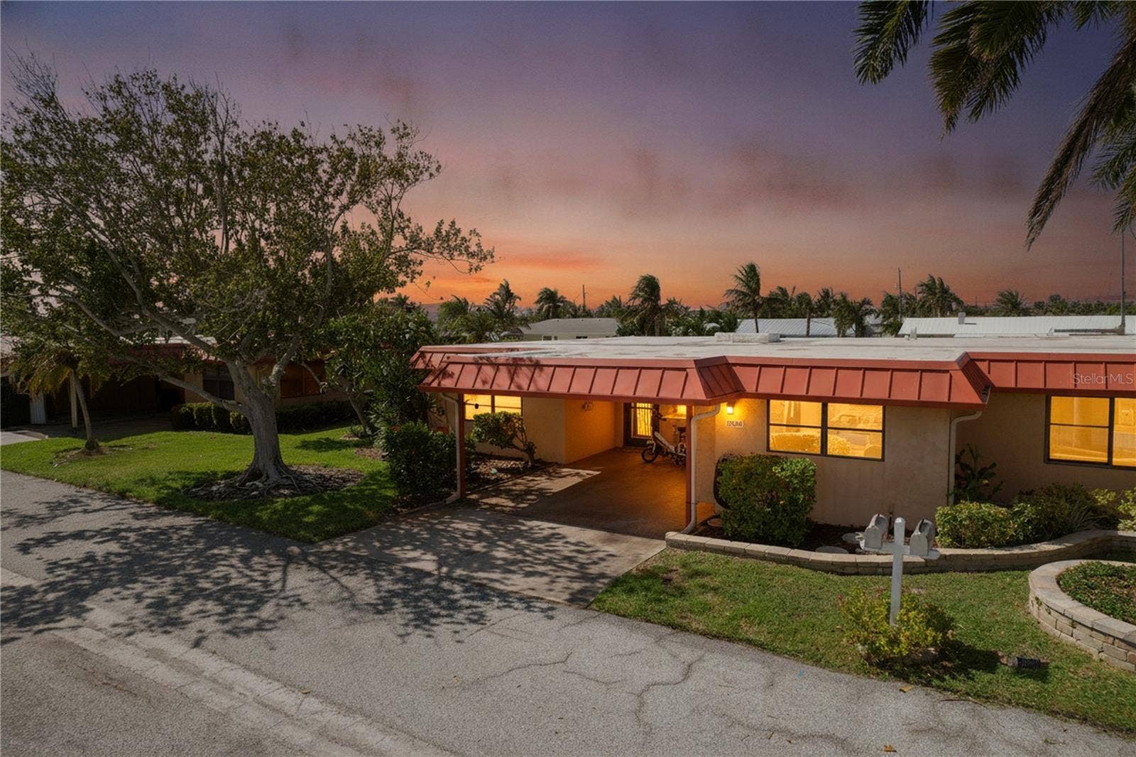 3852 CATALINA DRIVE, #127, Bradenton, FL 34210