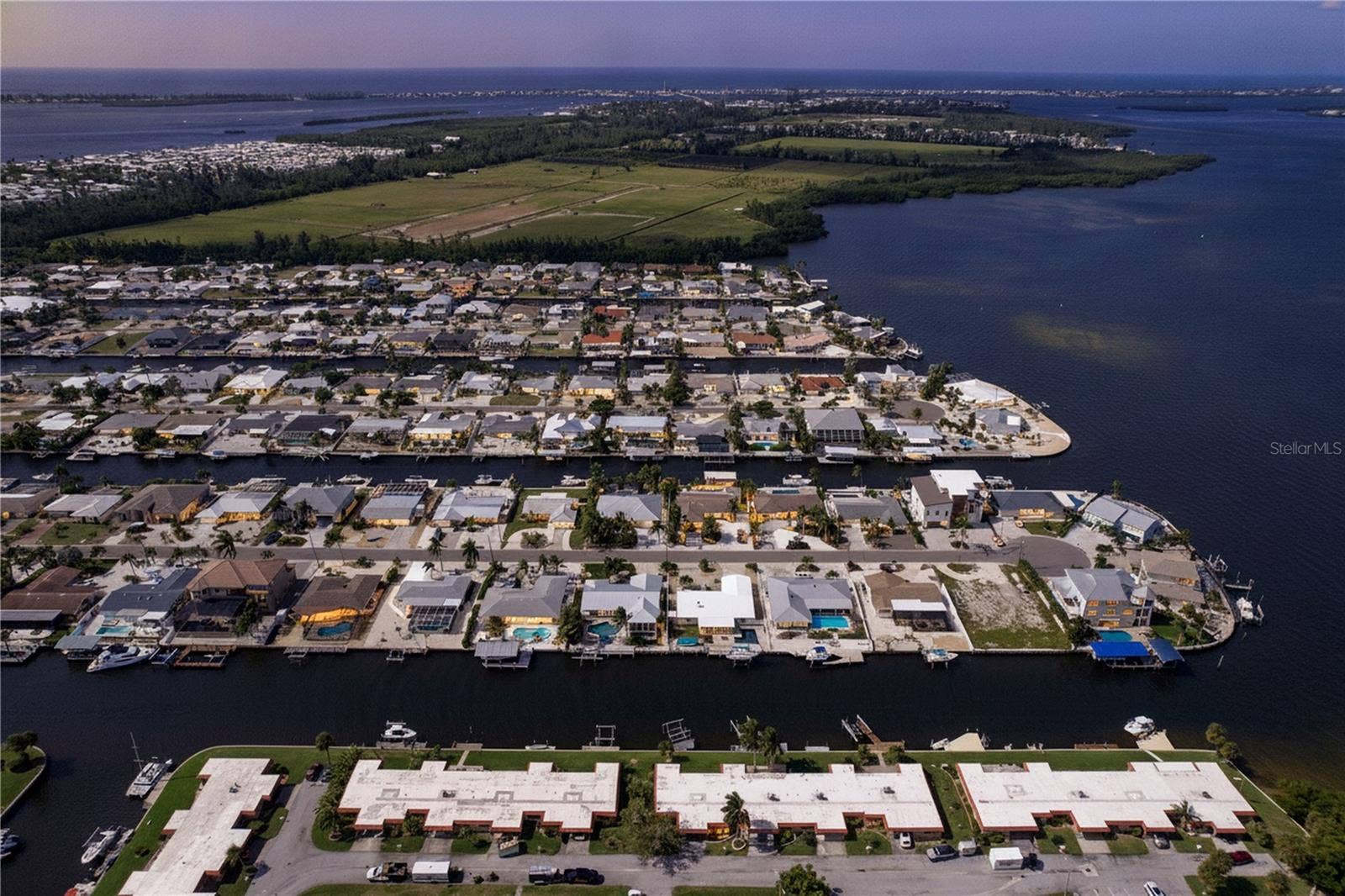 3852 CATALINA DRIVE, #127, Bradenton, FL 34210
