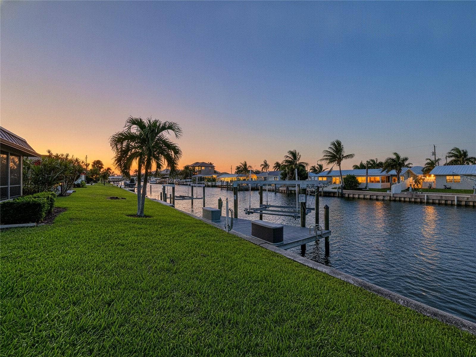 3852 CATALINA DRIVE, #127, Bradenton, FL 34210