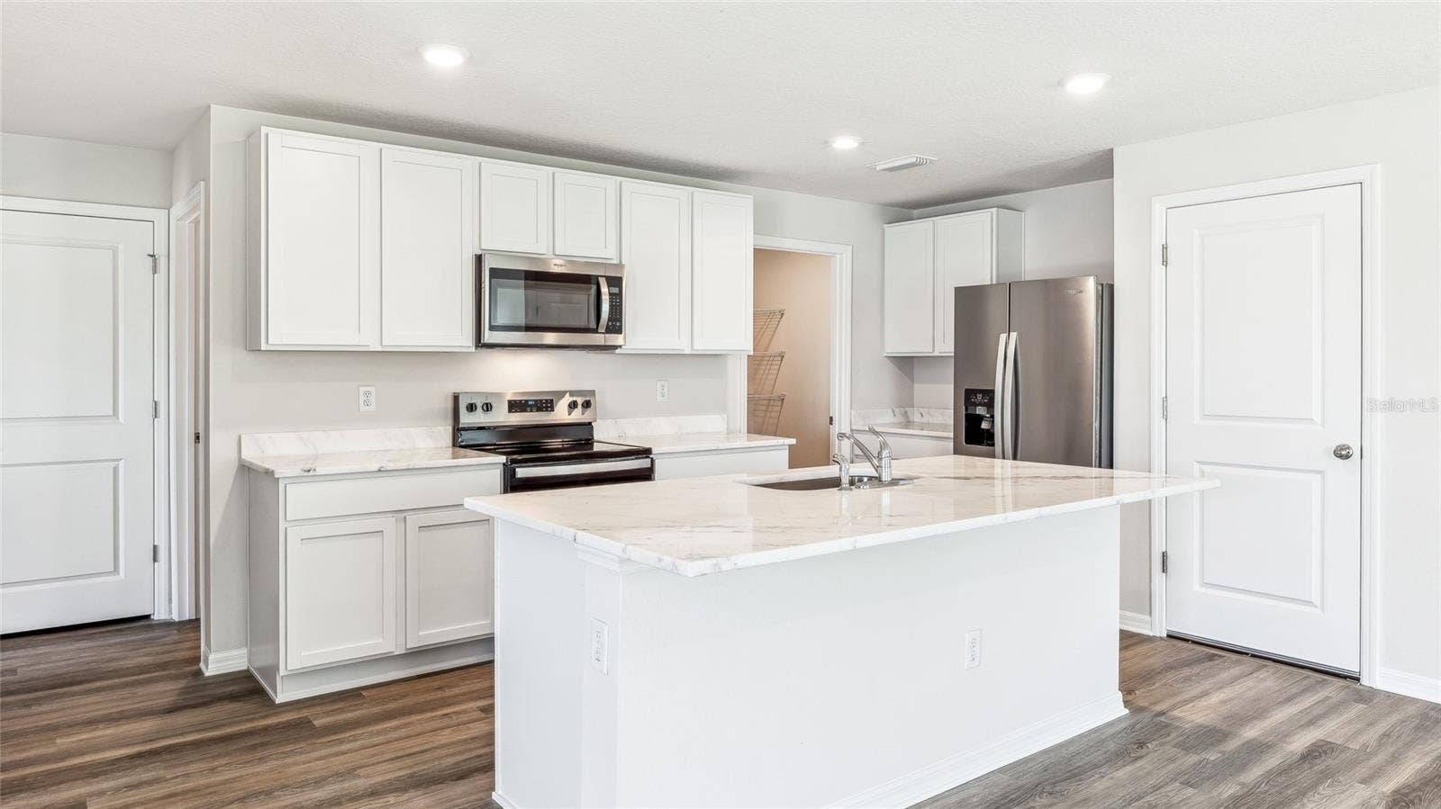 10436 CURVING CREEK LOOP, Parrish, FL 34219