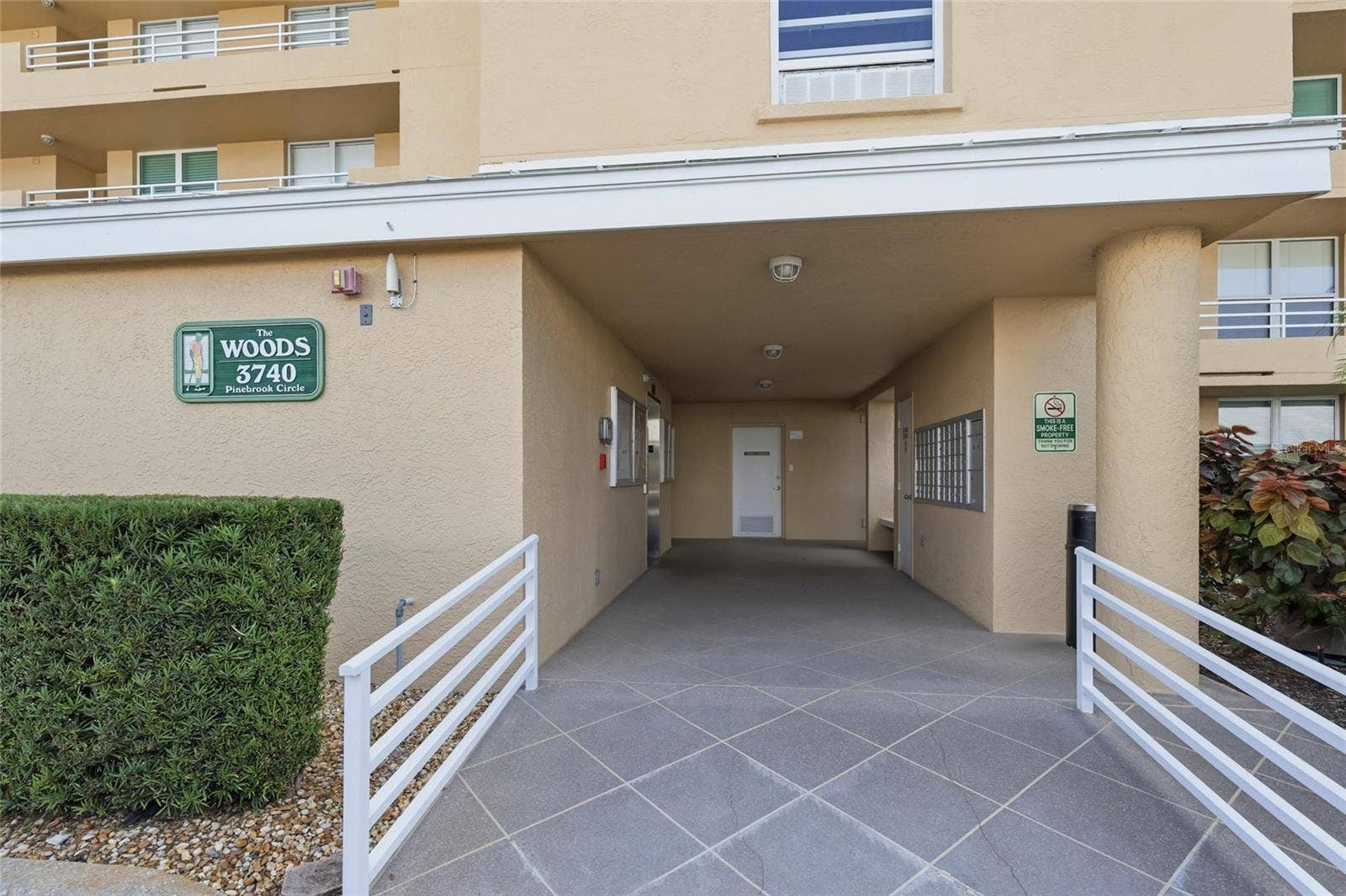 3740 PINEBROOK CIRCLE, #104, Bradenton, FL 34209