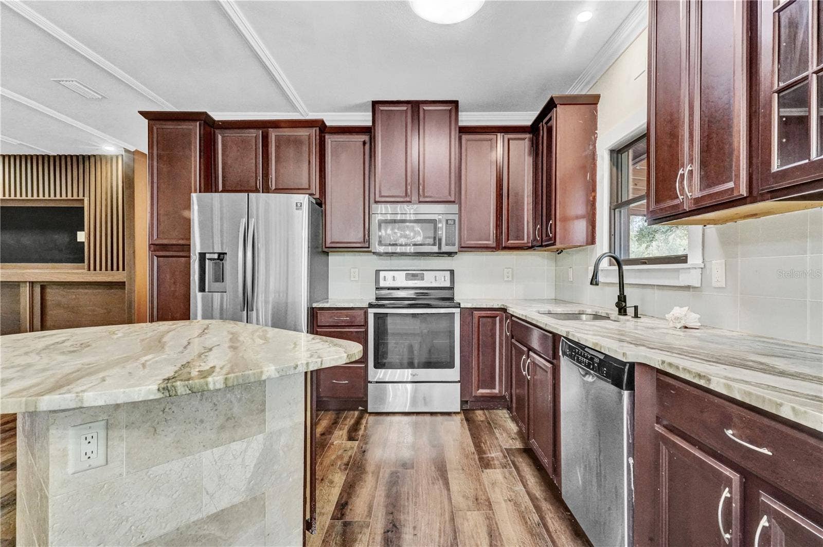 16418 WINBURN DRIVE, Sarasota, FL 34240 Kitchen