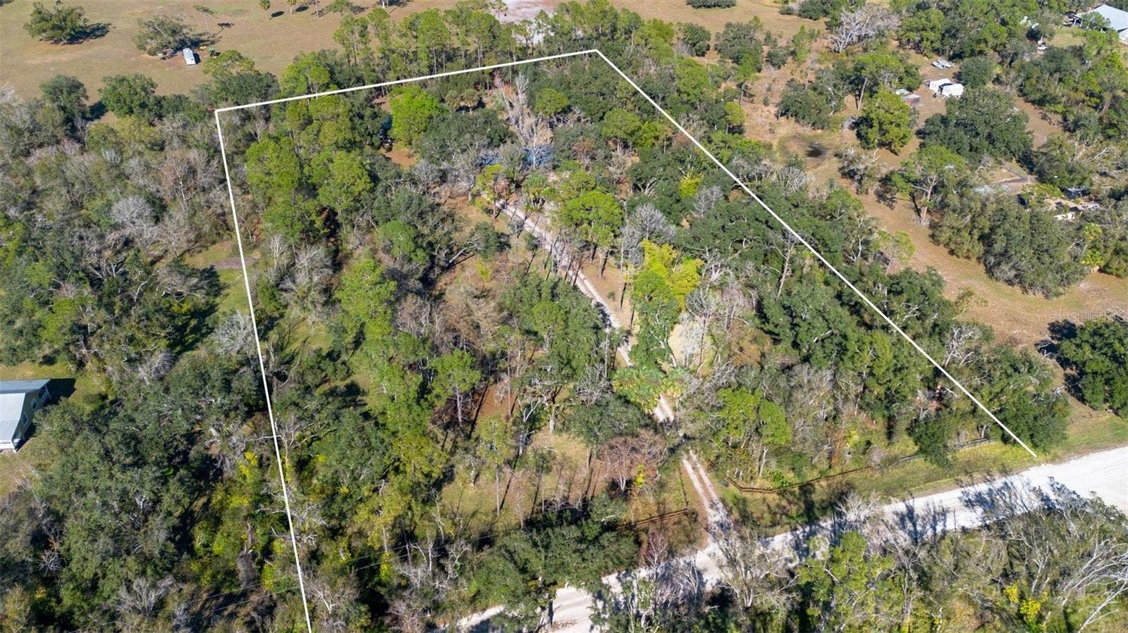 16418 WINBURN DRIVE, Sarasota, FL 34240 16418 WINBURN DRIVE, Sarasota, FL 34240