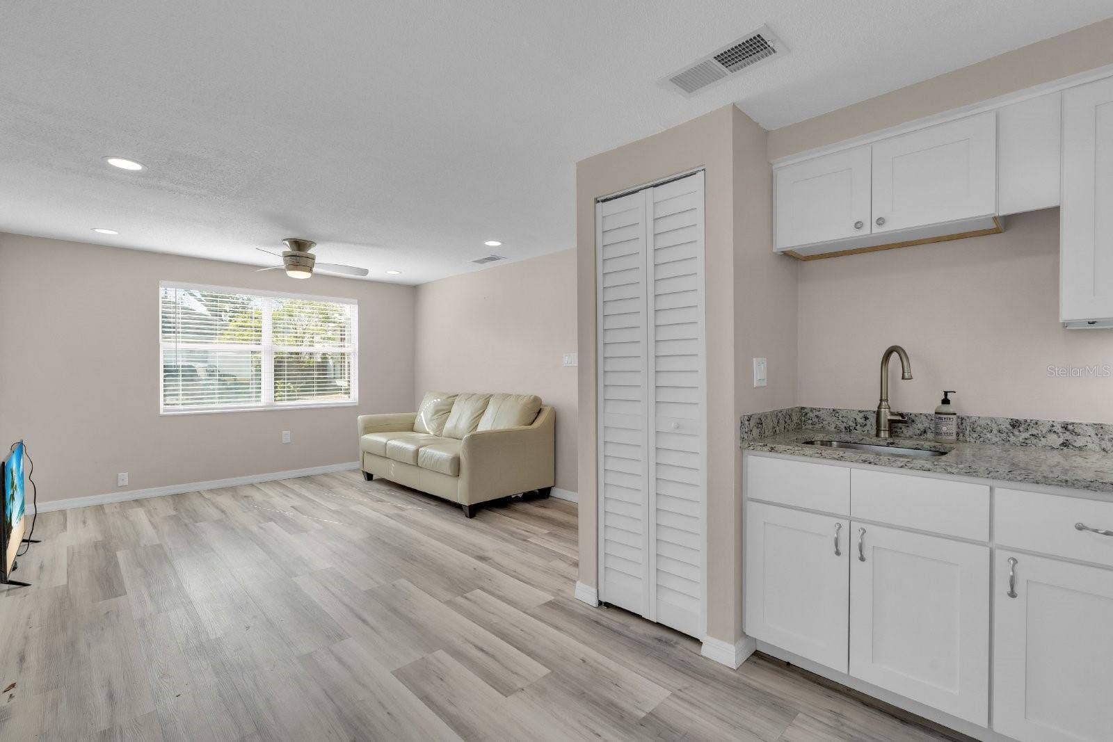 1673 CHERRY LANE, #1673, Sarasota, FL 34236
