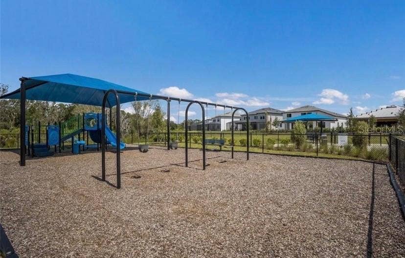 6111 BLUESTAR COURT, Lakewood Ranch, FL 34211