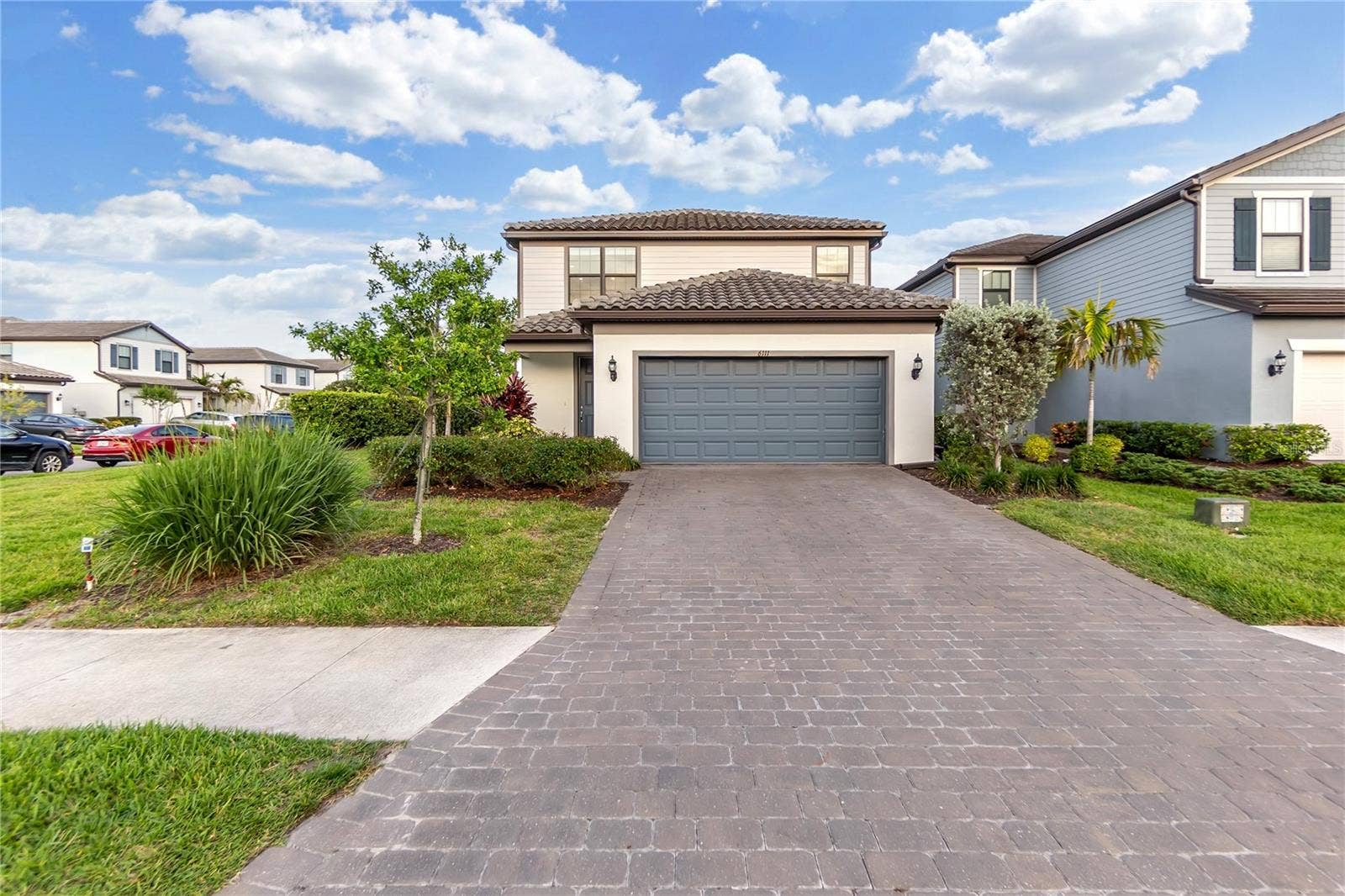 6111 BLUESTAR COURT, Lakewood Ranch, FL 34211